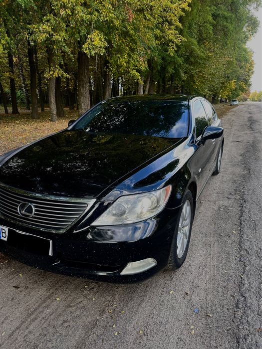 Продам авто Lexus ls 460