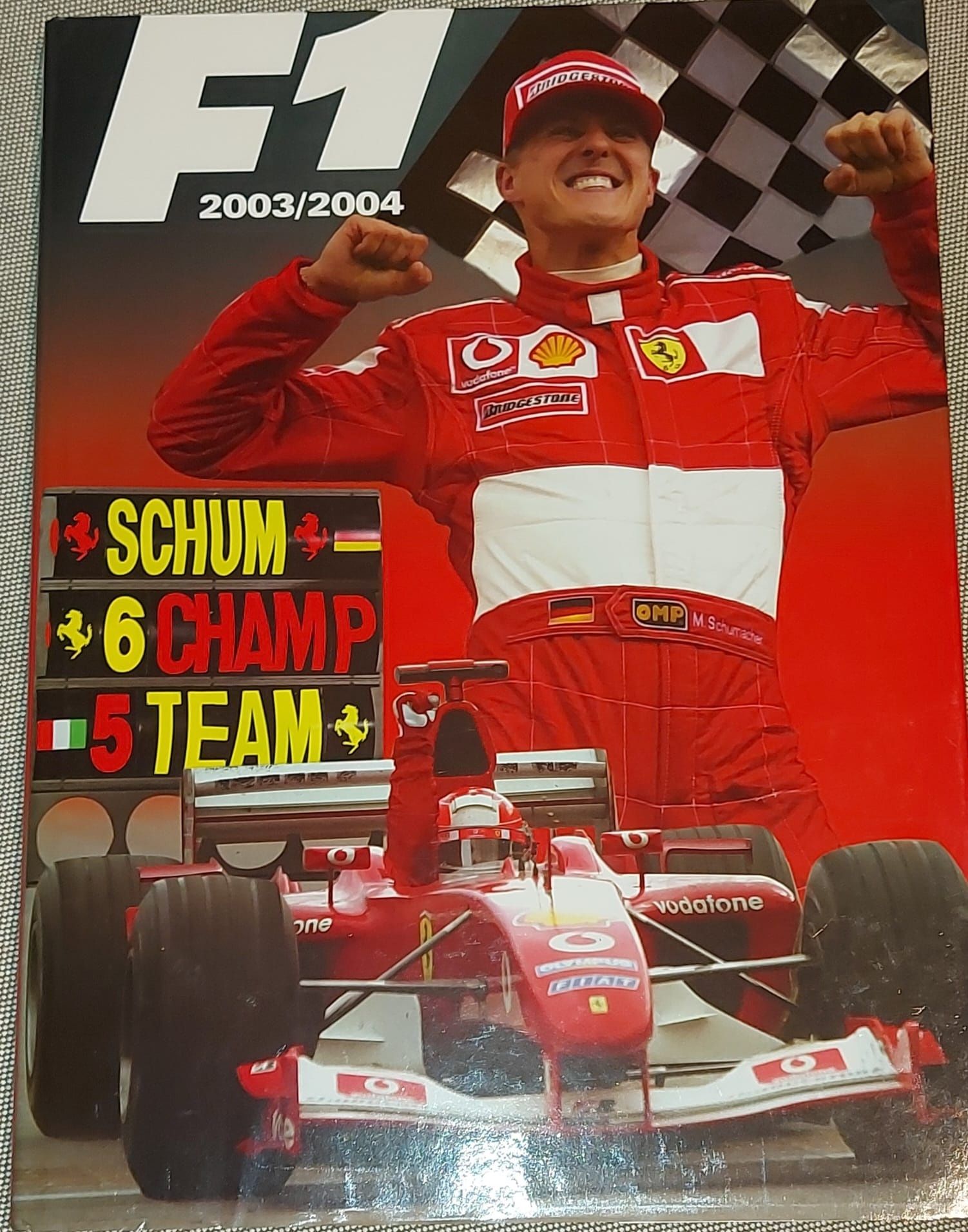 Livro: fórmula 1, época 2003/2004