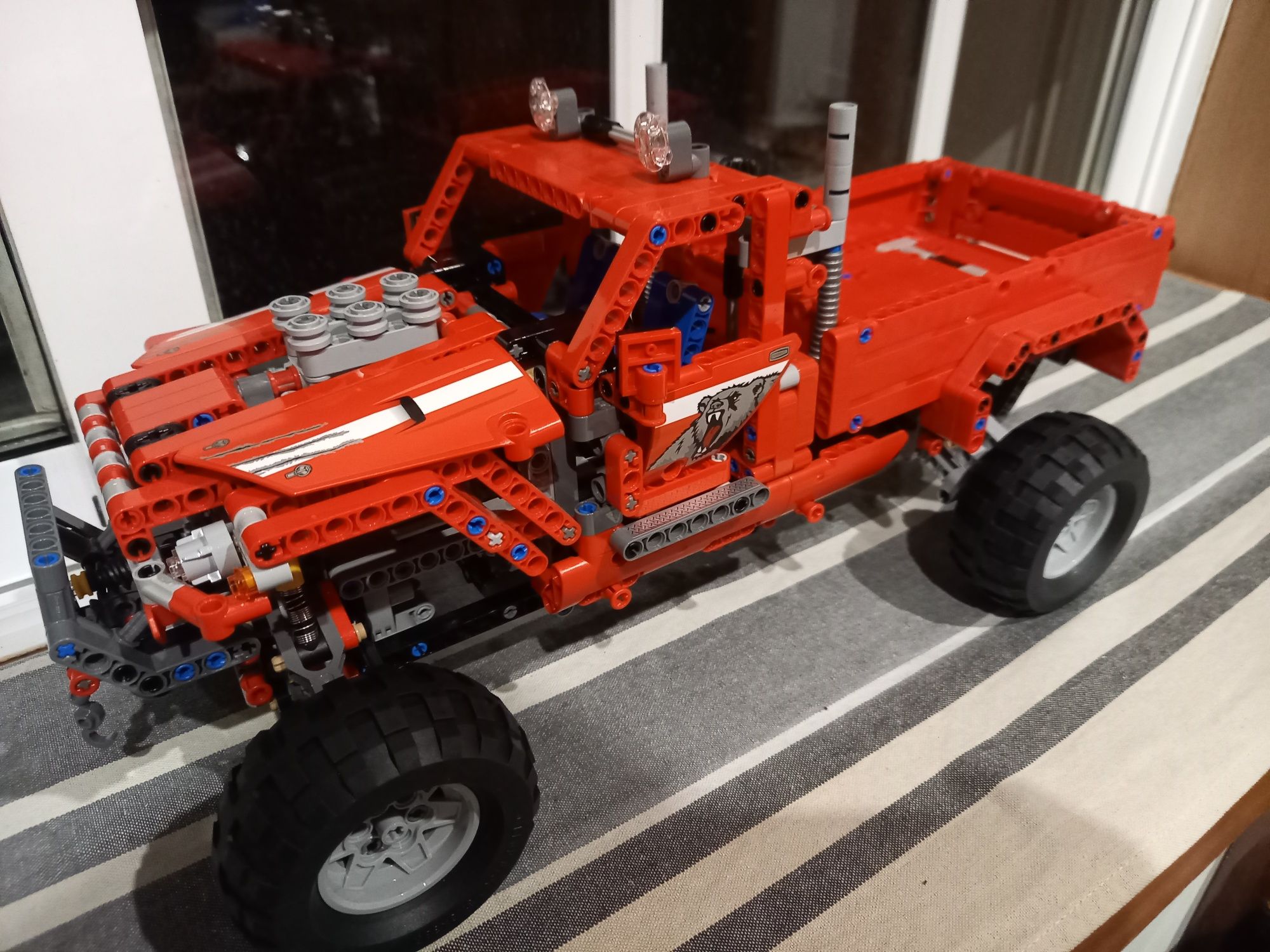 LEGO Technic 42029 - Customized Pick up Truck