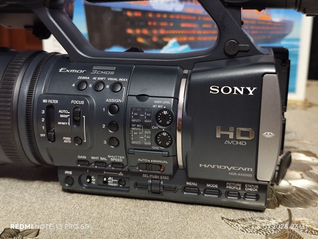 Kamera cyfrowa SONY HDR AX2000E + torba, 2x akumulator, stan jak NOWA