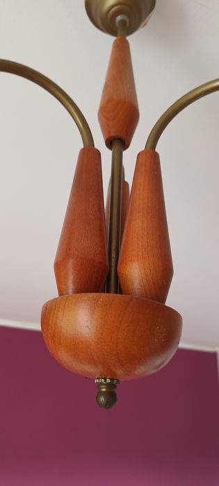 Lampa pokojowa na trzy klosze