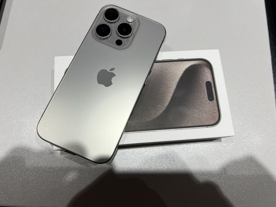 IPhone 15 pro 128gb Natural Titanium