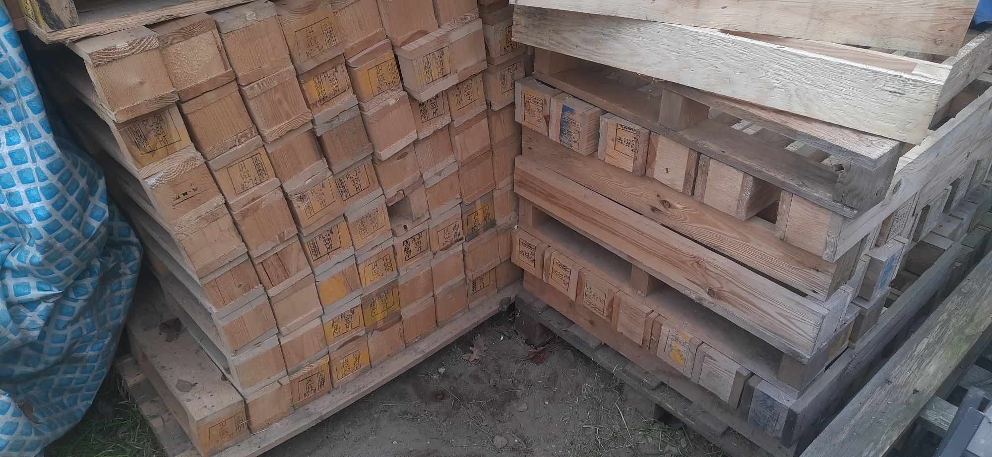 Klocki drewniane do palet altany zabudowy
