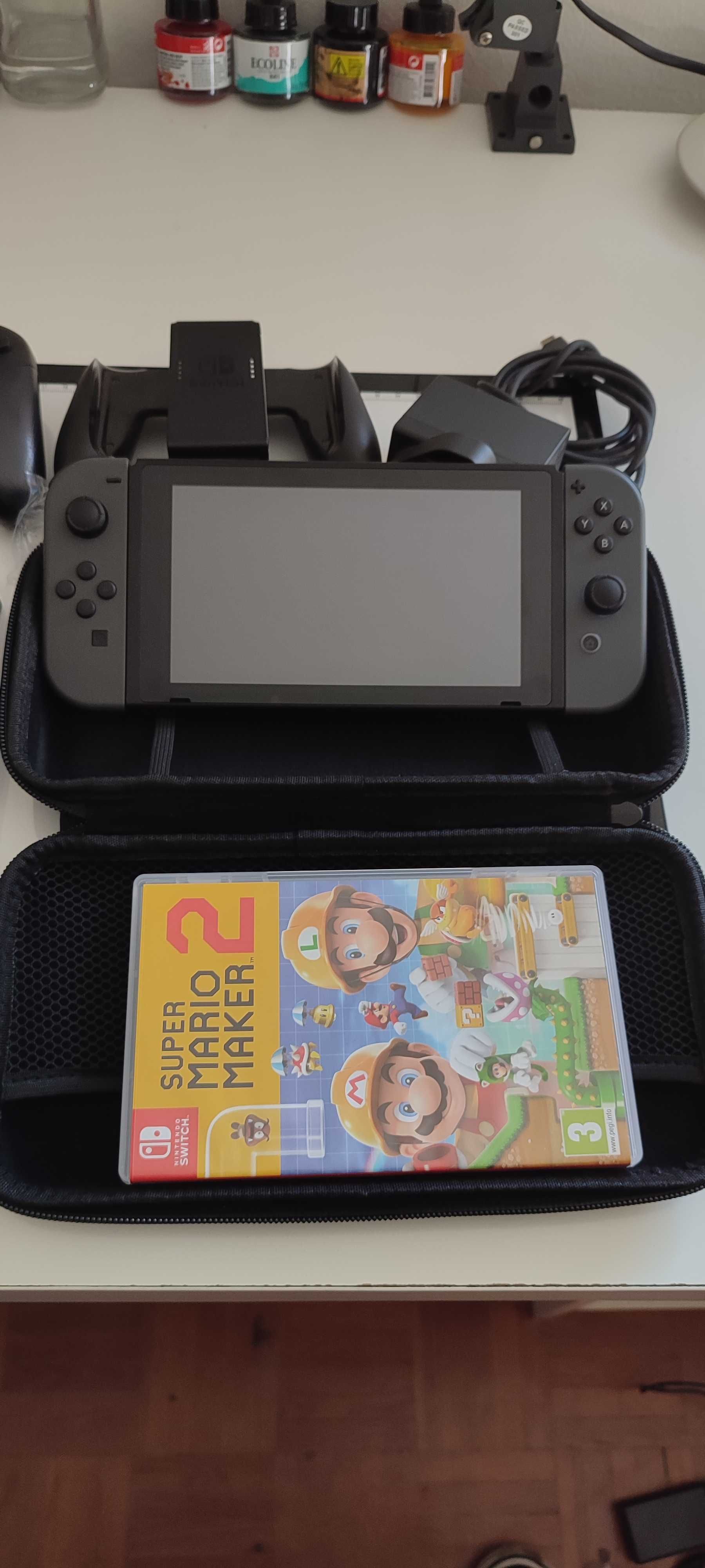 Nintendo Switch + Pro controller + Mario Maker 2