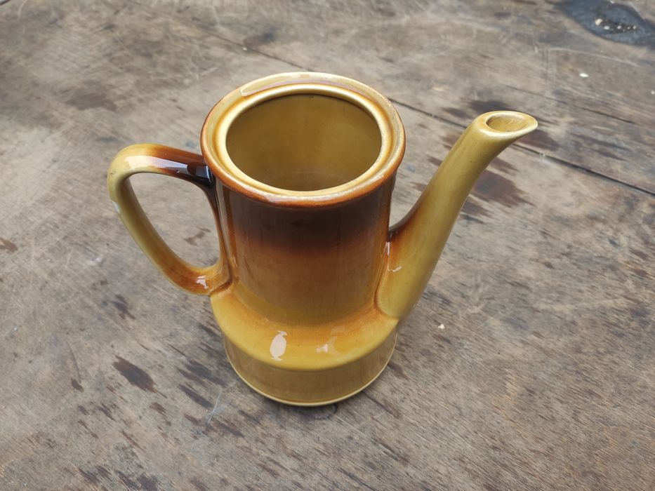 Czajnik porcelana PRL stary rekwizyt do kawy herbaty