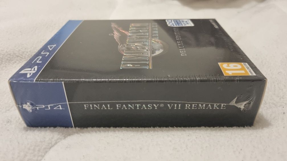 Final Fantasy VII Remake Deluxe Edition PS4