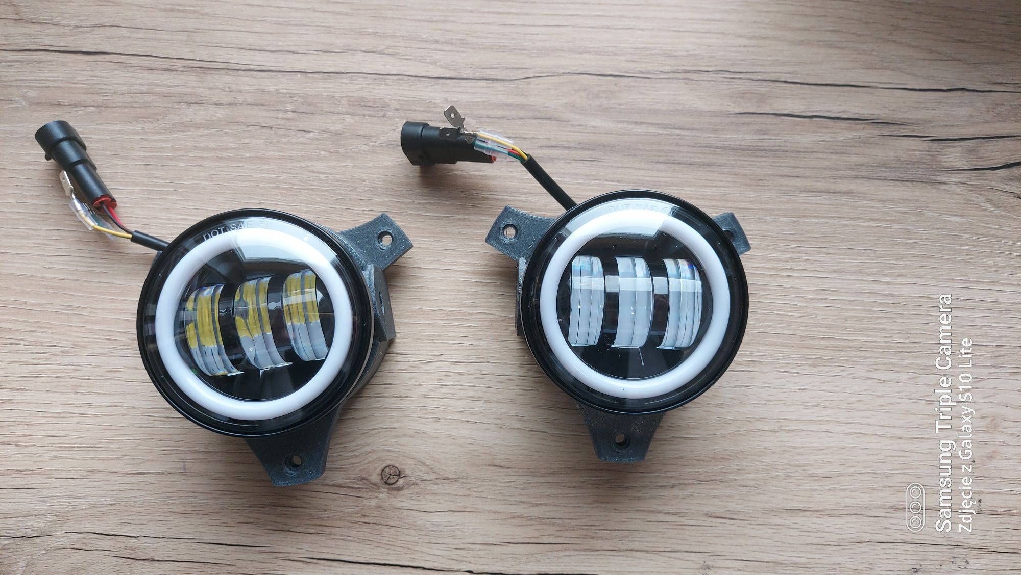 Przednie lampy LED z ringiem Can Am Outlander G2