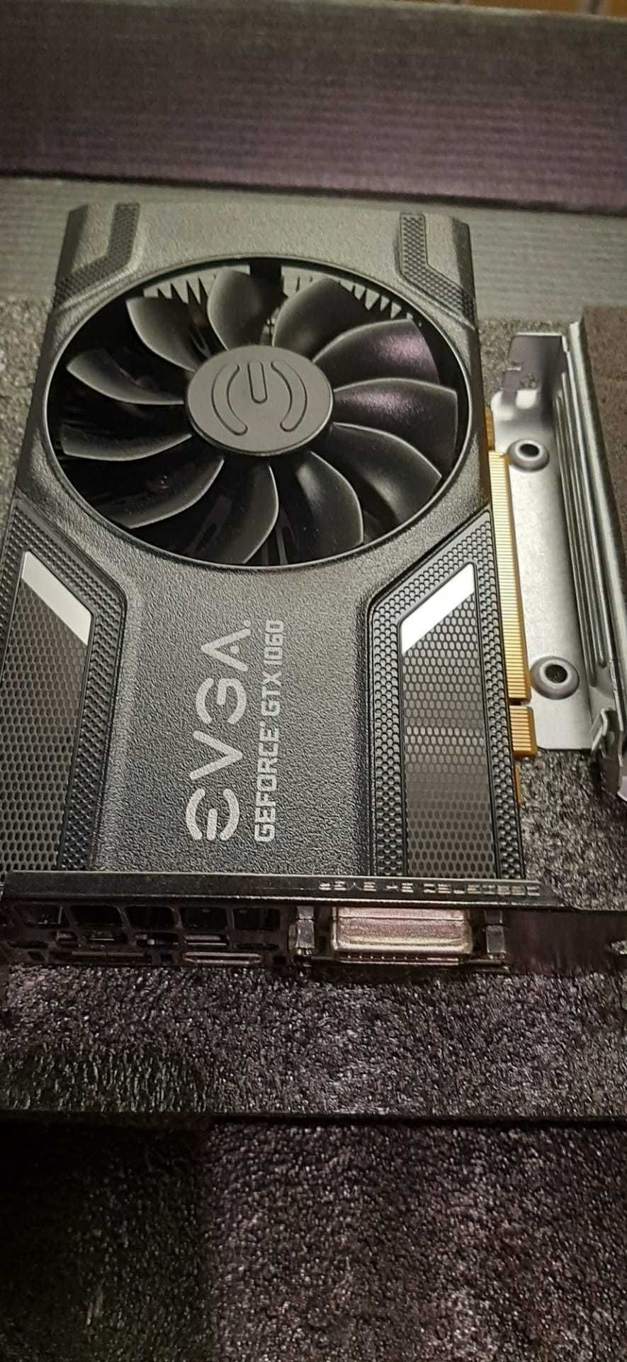 GPU  EVGA Geforce Gtx