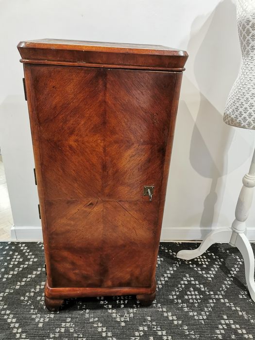 Szafka z fabryki S. Manne. art déco przedwojenny mebel kolekcjonerski