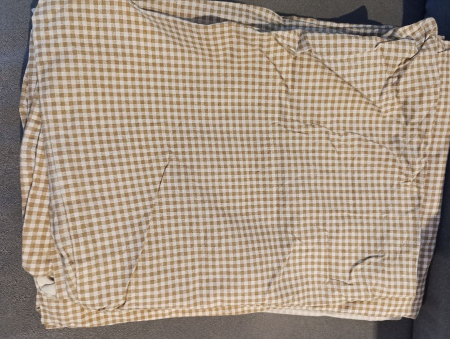 Pościel dziecięca do łóżeczka. 6 kompletów i prześcieradła