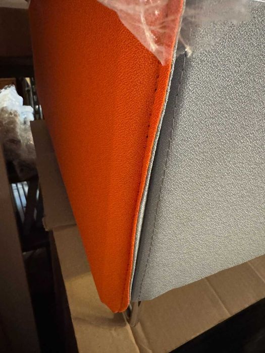 Budka telefoniczna sofa akustyczna QUADRA PHONEBOX producent BEJOT