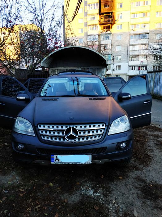 Продаж Mercedes-Benz ML350