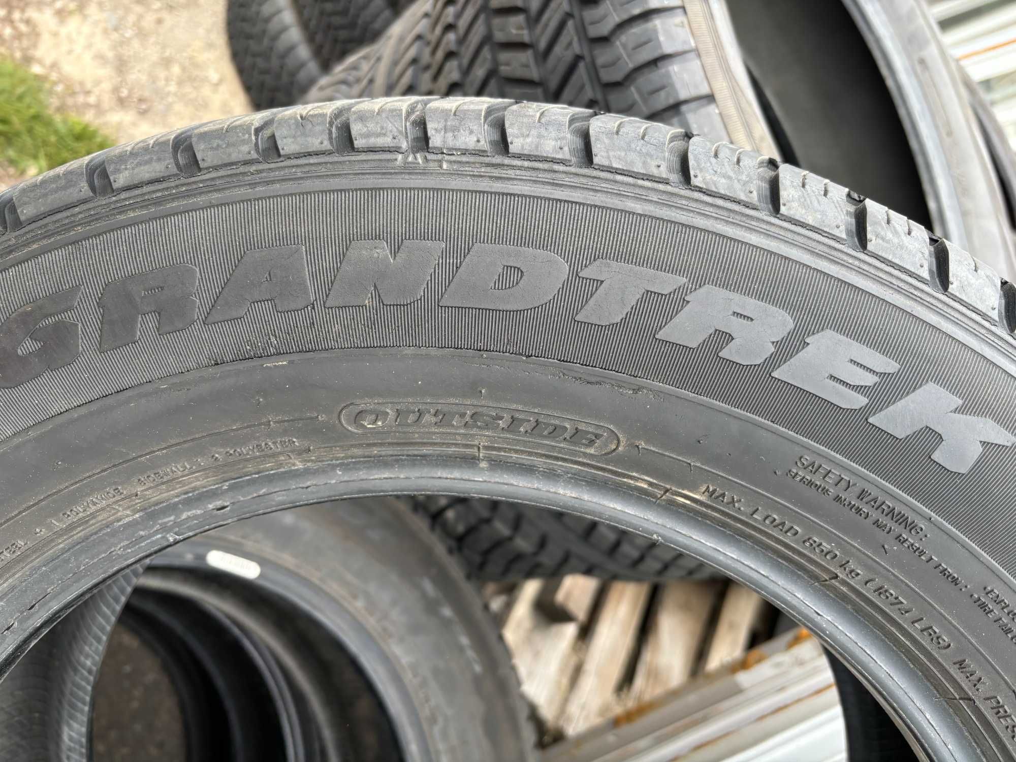 225-65-R17 DUNLOP GRANDTREK 4штуки летней резины GERMANY