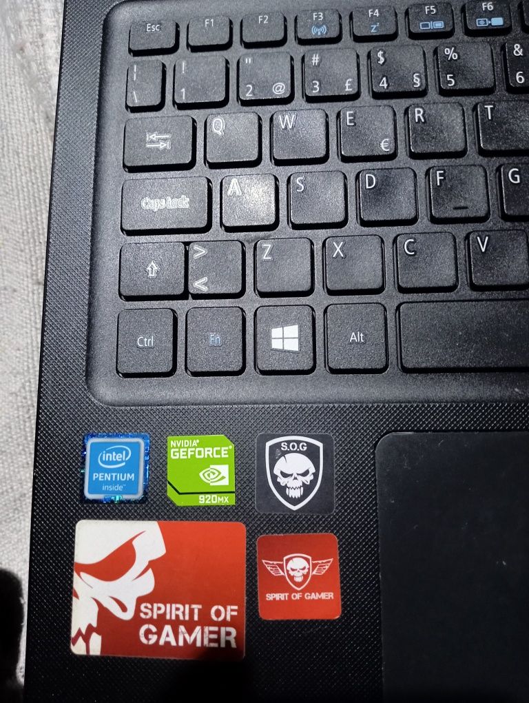Portátil Acer Aspire ES1-532 | Pentium | NVIDIA 920MX |