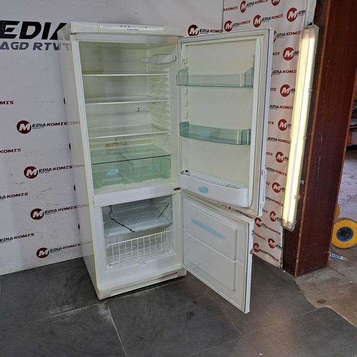 Lodówka Electrolux ZLKI 262 [12m-cy gwar] F/157,5cm wys/260litrów/40dB