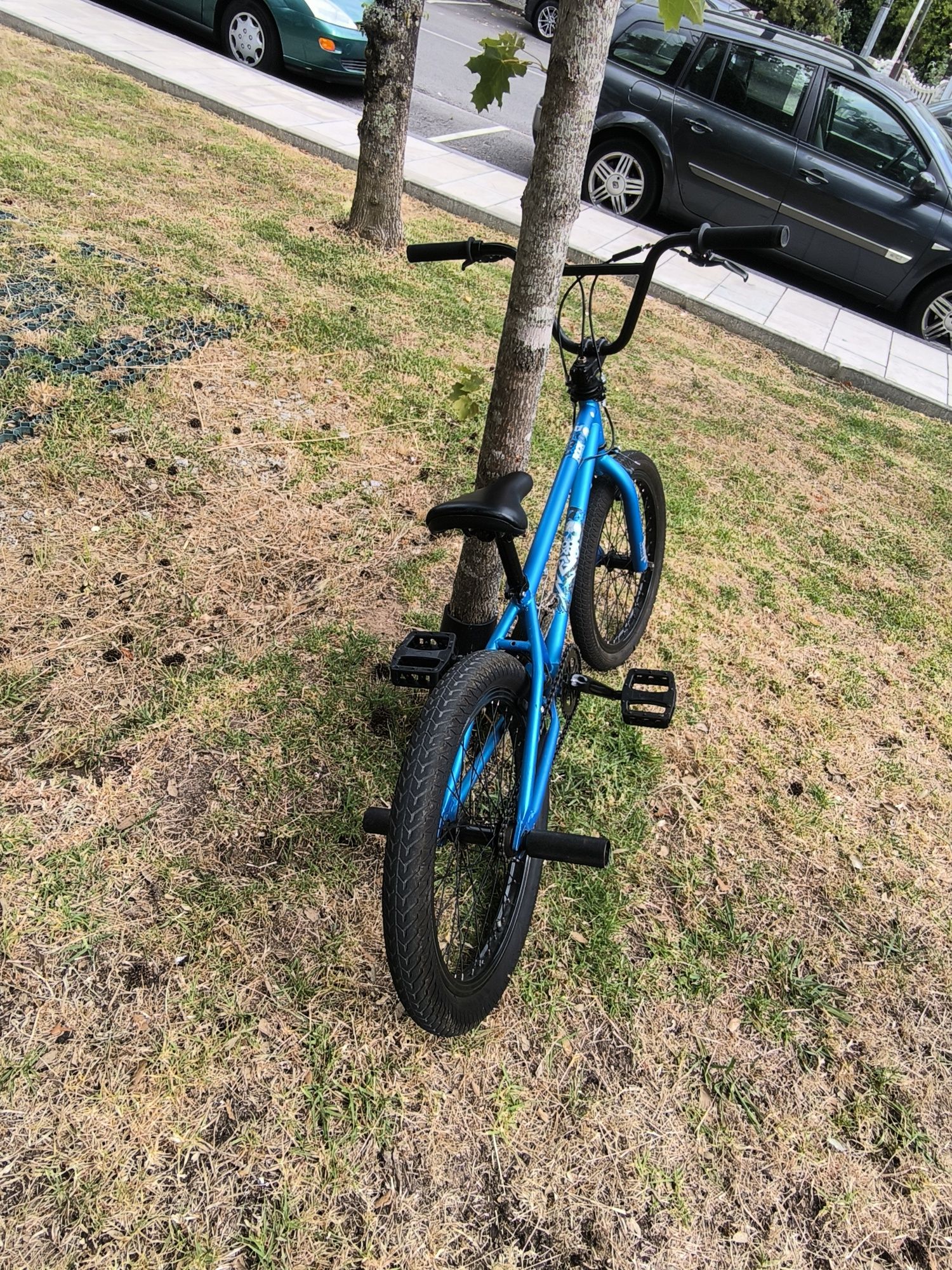 Bicicleta BMX usada