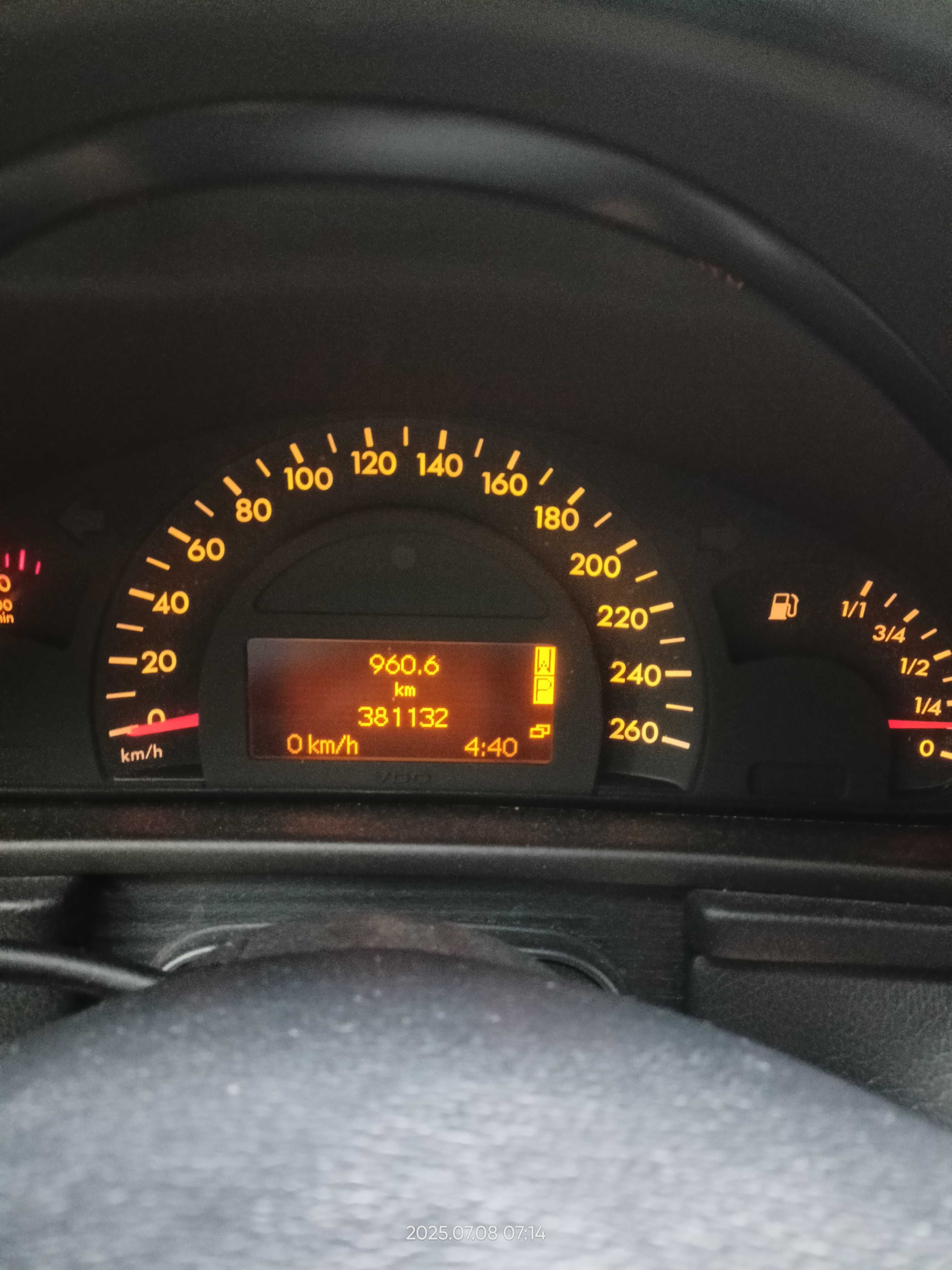 Mercedes C-220, 2001 rok