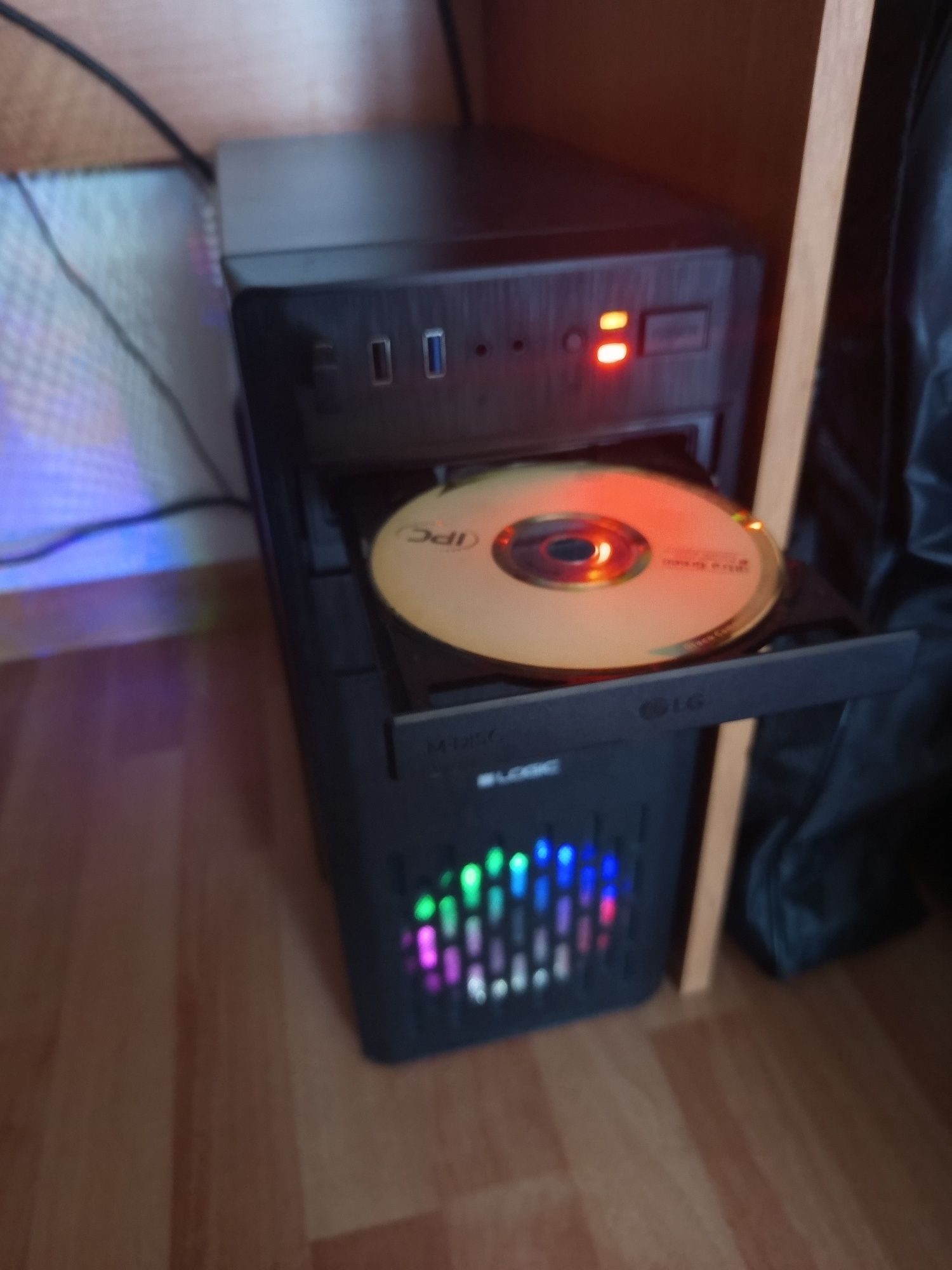 Gamingowy PC I7 16GB ram 500gb gt 730 DVD W10