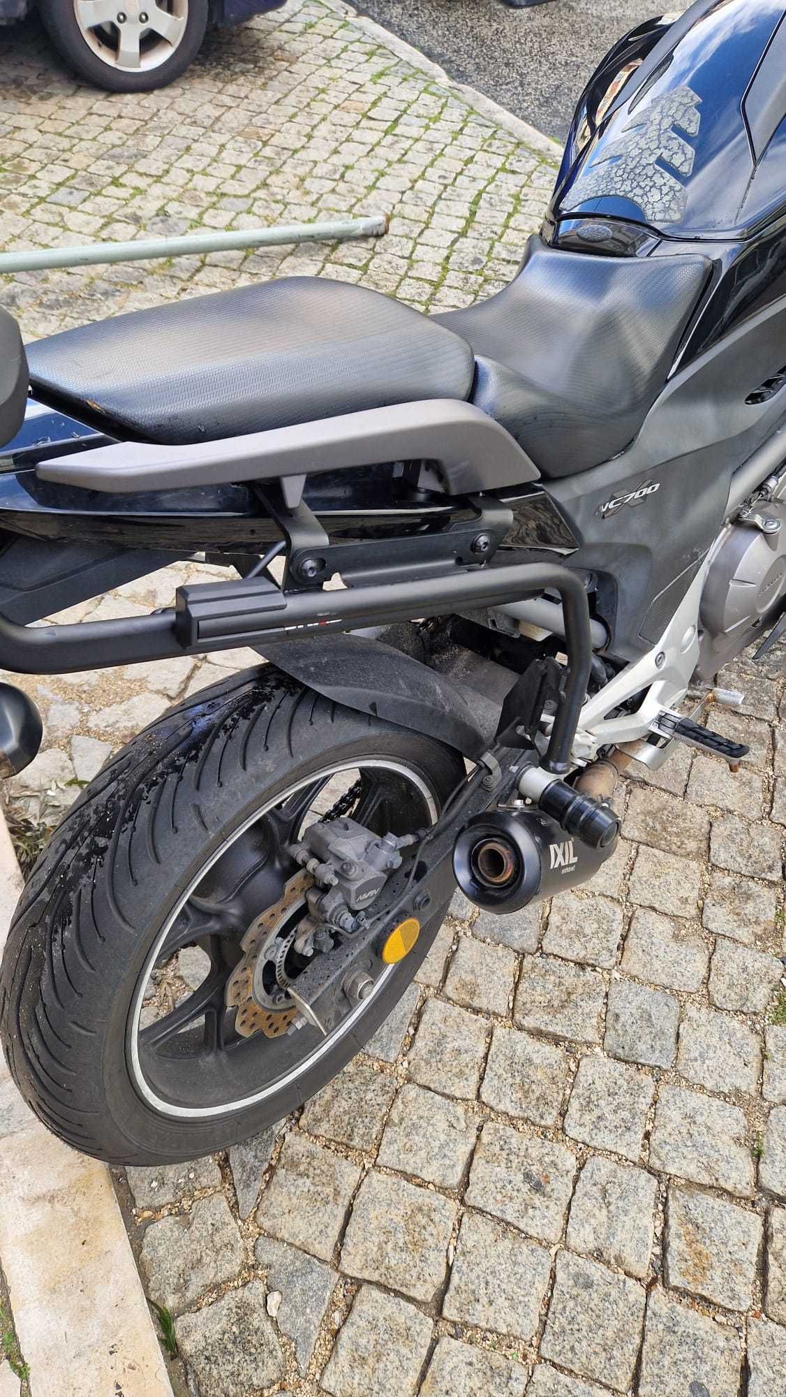 Honda NC700X ABS (CARTA A2)
