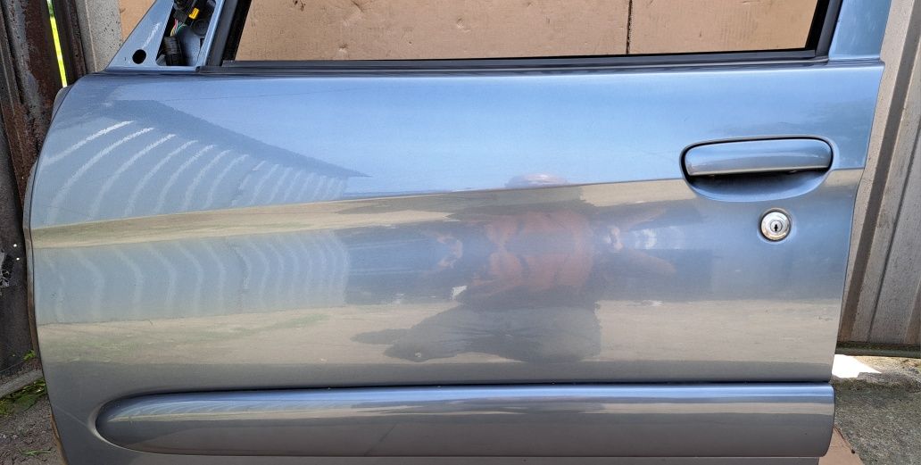 Citroen Xsara Picasso lift Drzwi przednie lewe EZWD