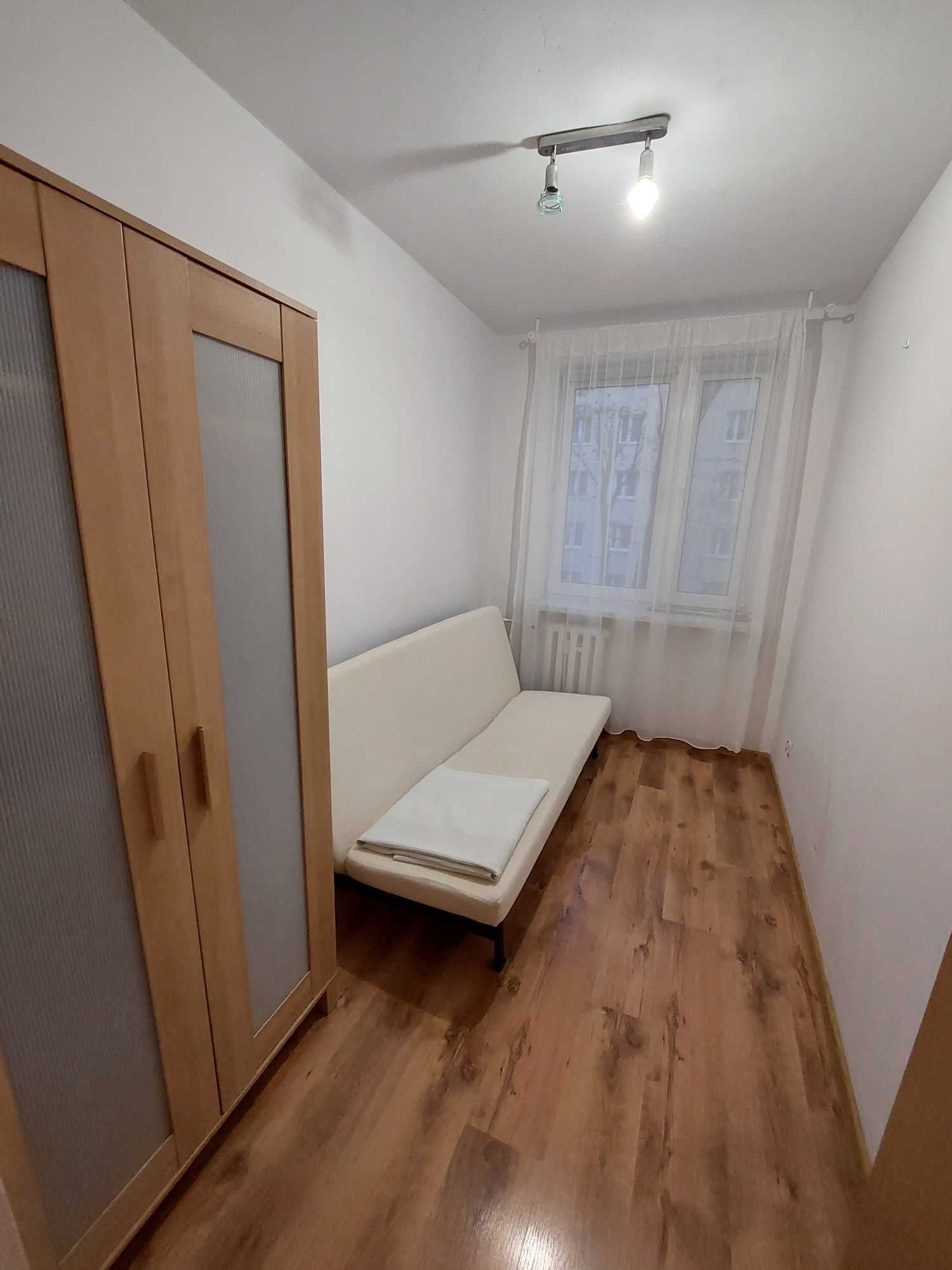 Wynajmę mieszkanie 2-pokoje_ul. Okólna (os.Kozłówek)_2500 (z opłatami)
