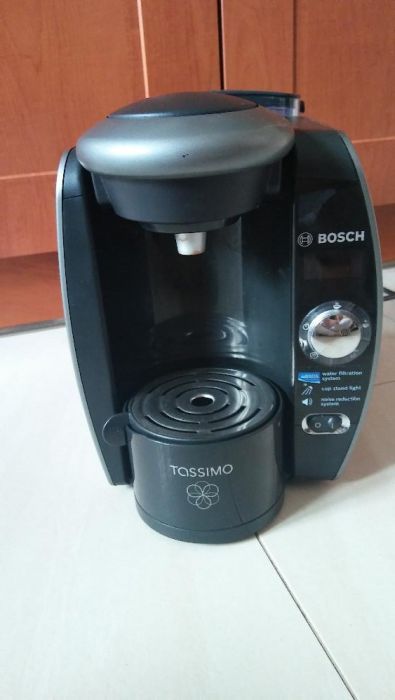 SPRZEDAM EKSPRES BOSCH na kapsułkiTassimo model 6515