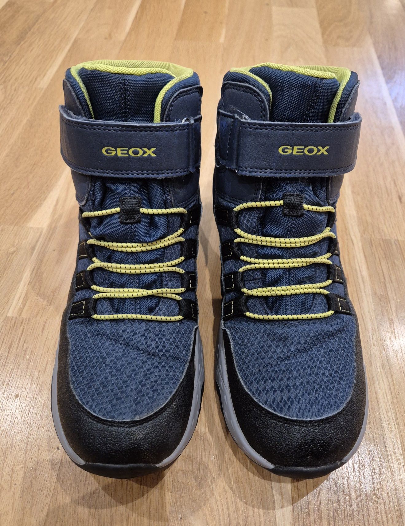 Buty zimowe Geox r.38 stan b.dobry