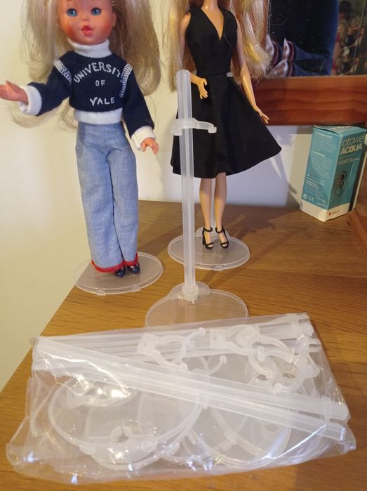 boneca Barbie suportes Sindy  Monster high BJD Bratz Disney