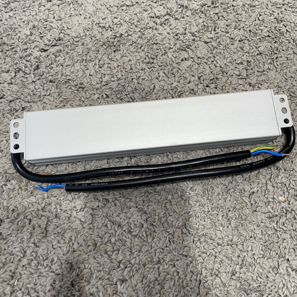 REYLAX Transformator, zasilacz, sterownik LED 60W 24V 2,5 A  (10)