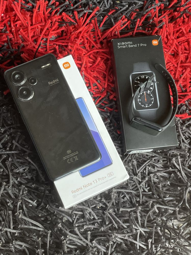 vendo xiaomi redmi note 13 pro 5G de 512G junto com um smart watch