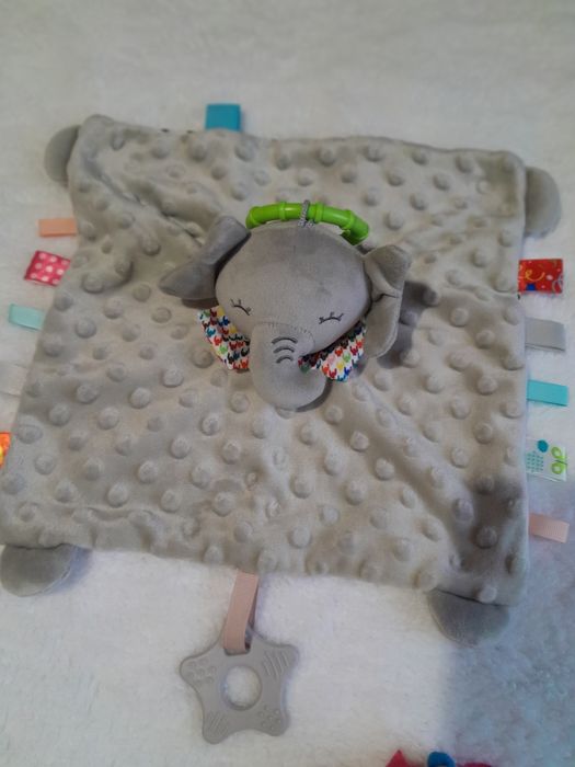 Іграшки для малюків