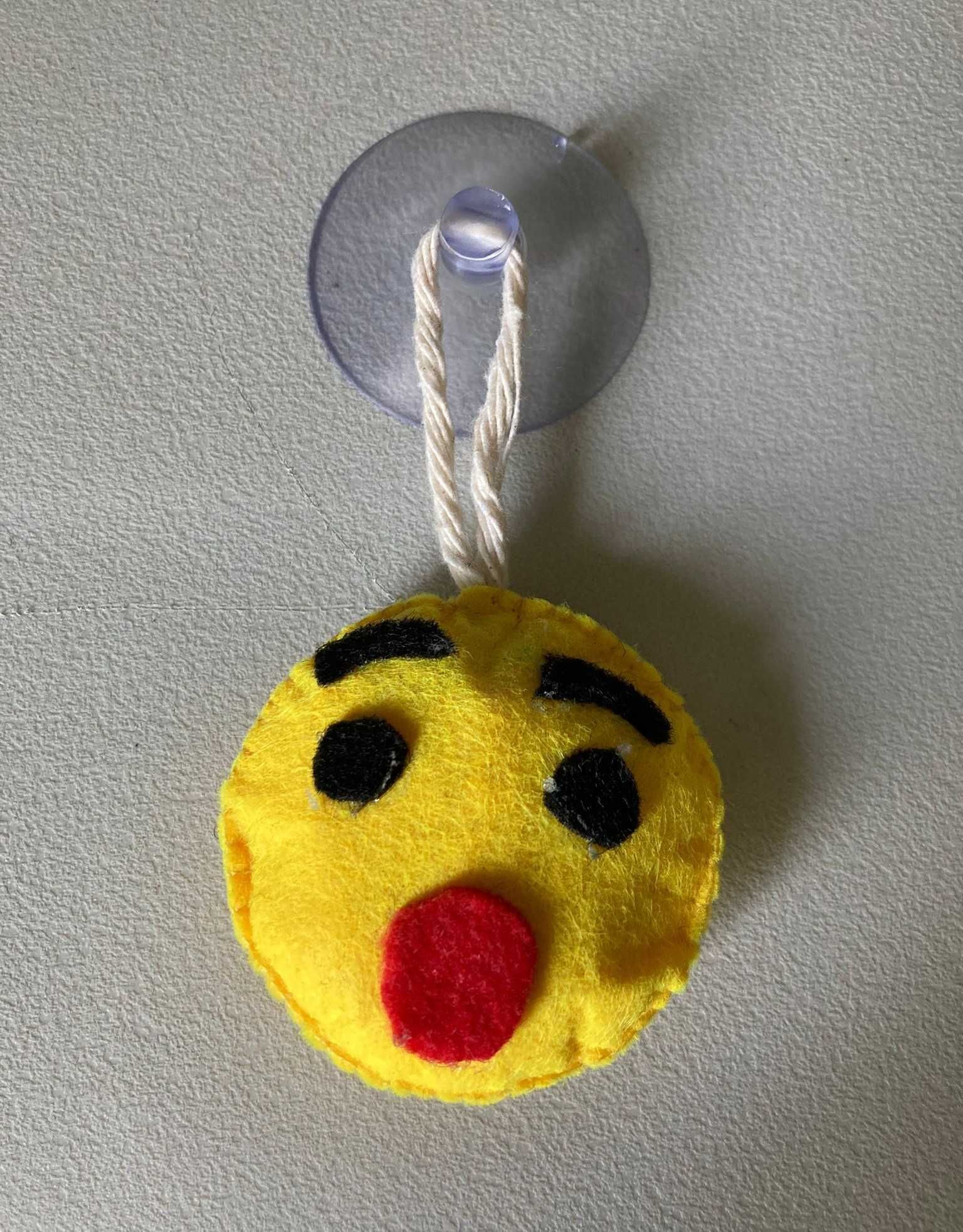 Figurinha Emoji com Ventosa