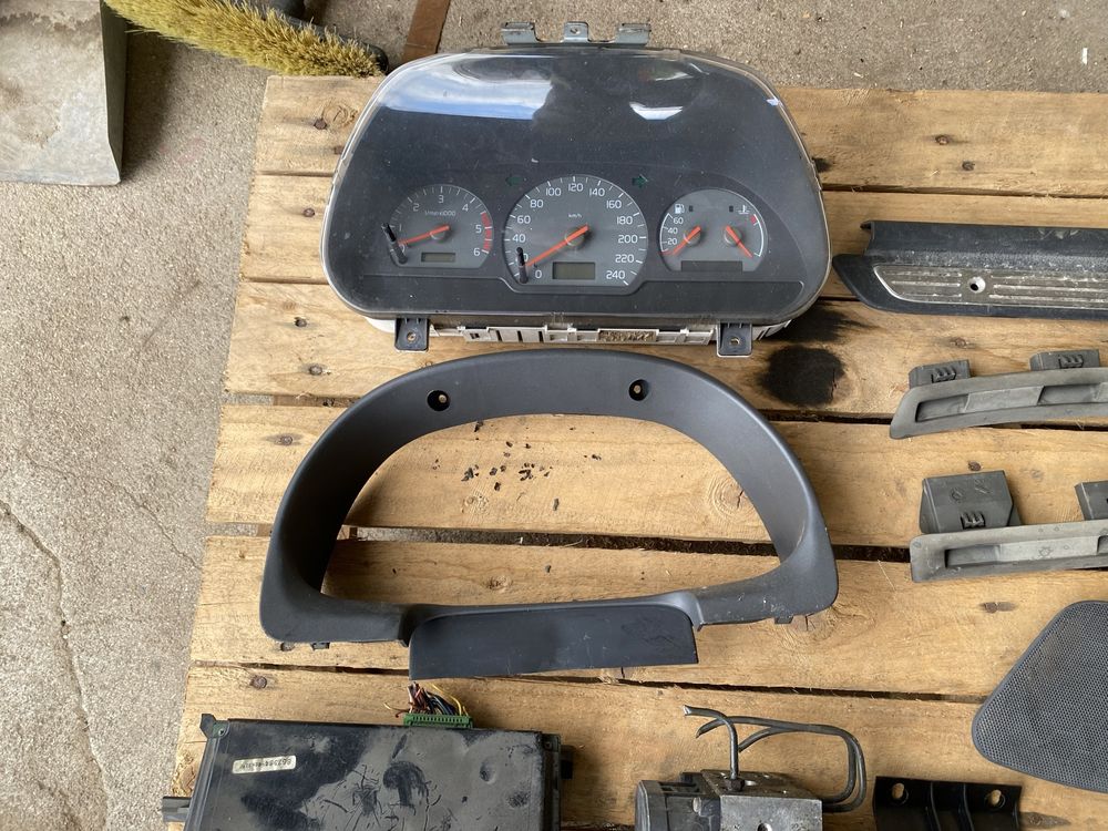 Peças Volvo S40/V40, quadrante, ABS, ventilação etc…|USADO