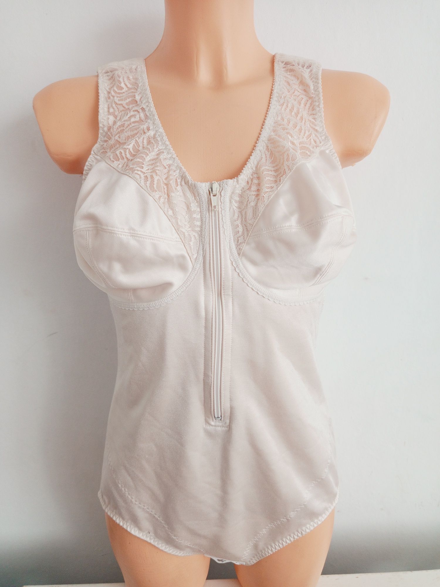 Wyszczuplające body Anita 90C r.44/46