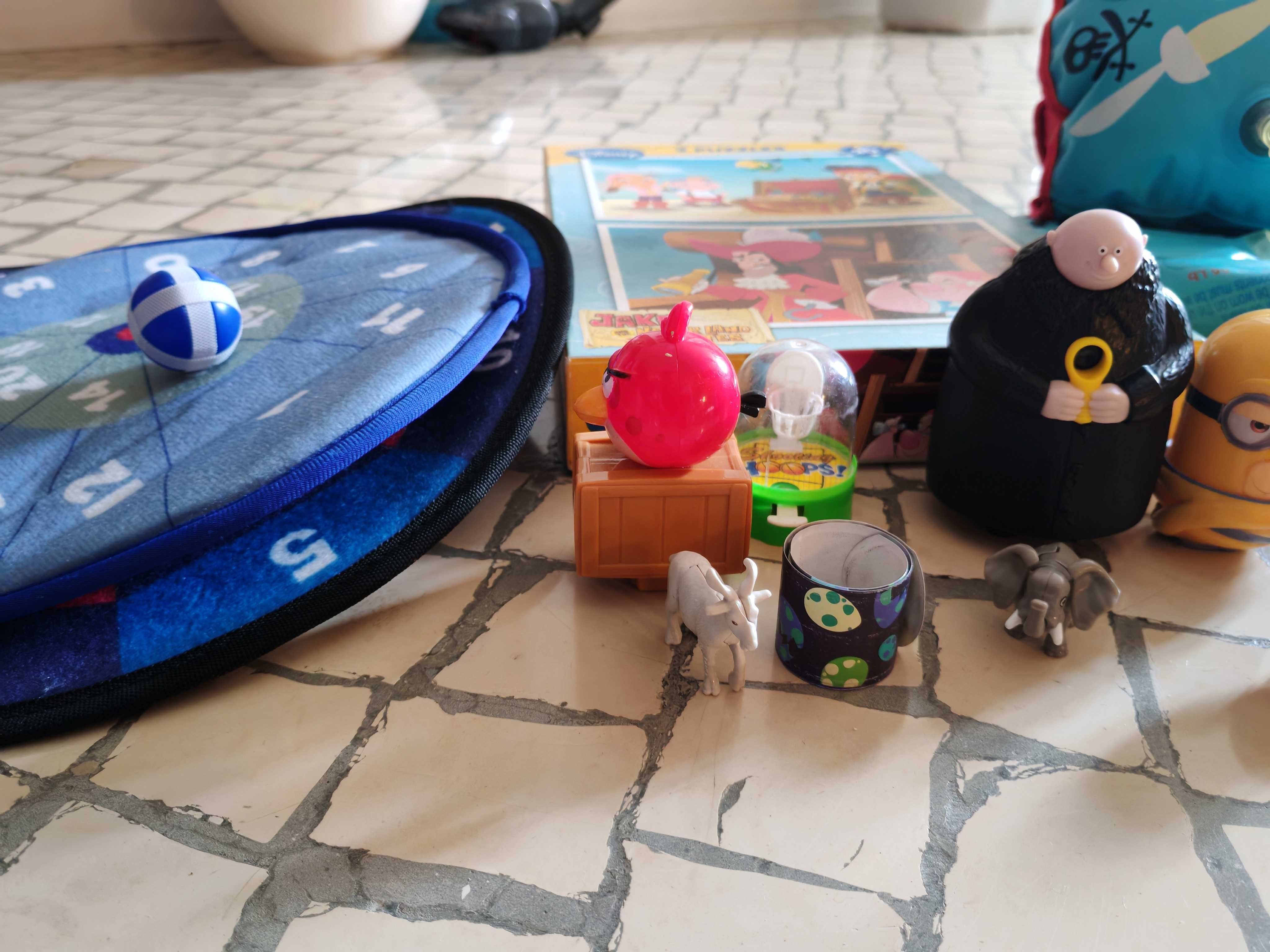 Brinquedos didáticos