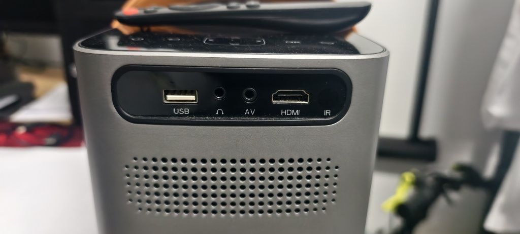 Projector toptro
