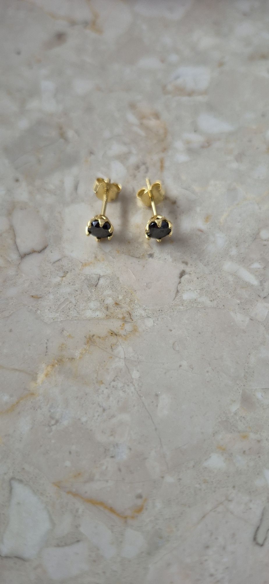 Srebrne kolczyki z pięknym czarnym moissanitem 0.5 ct x 2