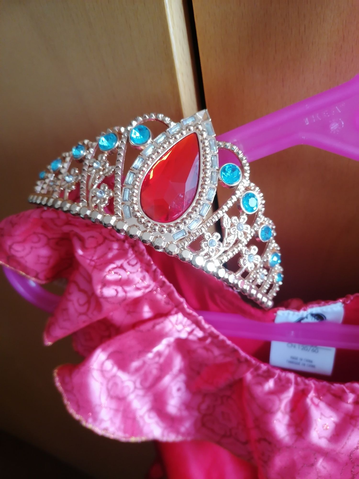 Vestido e tiara Princesa Disney Elena Avalor