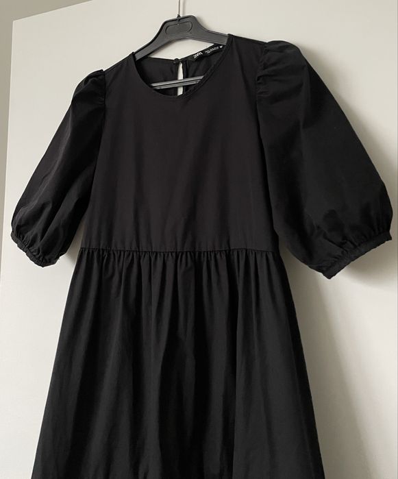 Zara / czarna sukienka midi popelinowa popelina viralowa / S 36