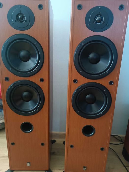 Kolumny Yamaha 5.1 NS50F z subwoowerem SW-215