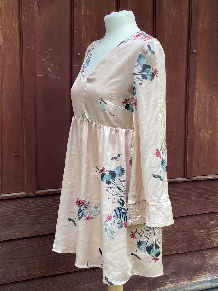 Sukienka w stylu japońskim a’la kimono. Super krój