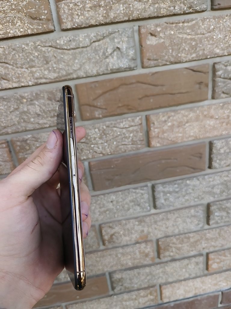 Iphone XS Max 256 gb 2 sim neverloc Goldk