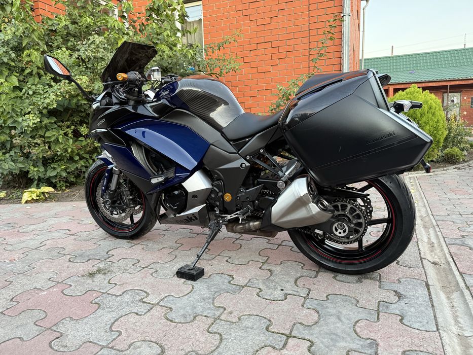 Kawasaki z1000sx розмитнена