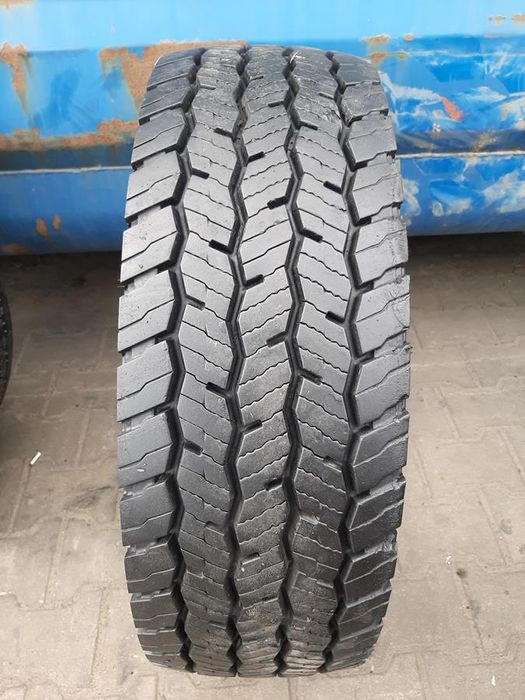 Opona używana ciężarowa 235/75R17.5 HAKOOK DH35; 300zł C2506