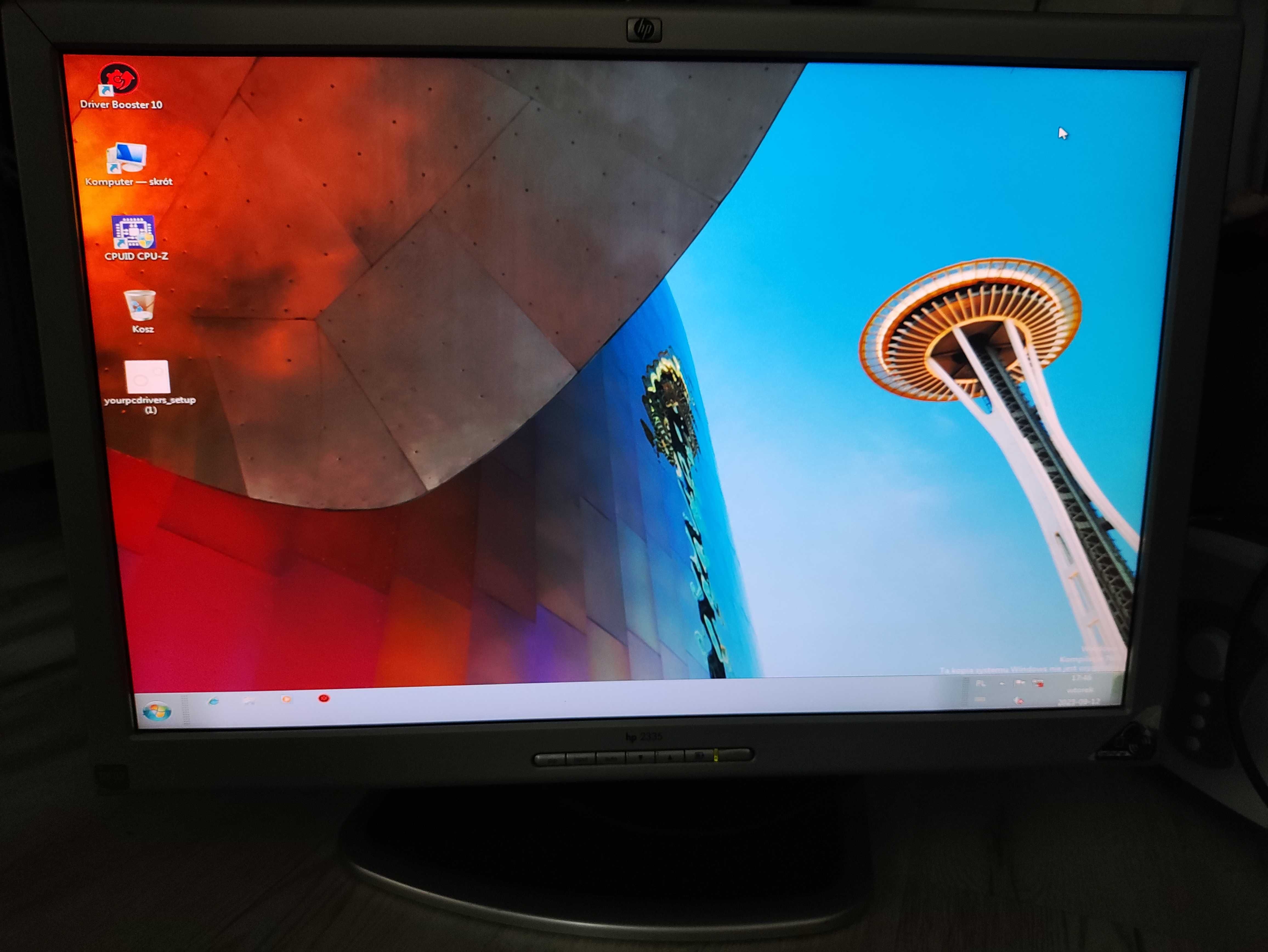 Monitor HP 2335 LCD 23 całe TN srebrny do komputera PC do gier srebrny