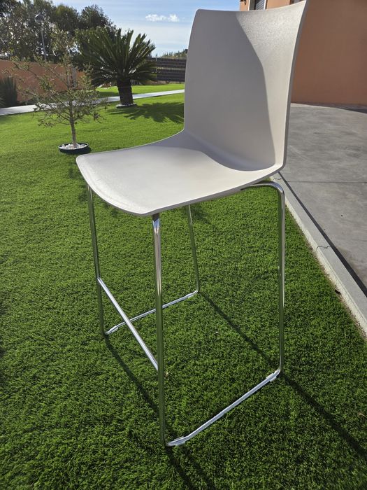 Cadeira alta cinza / cromado