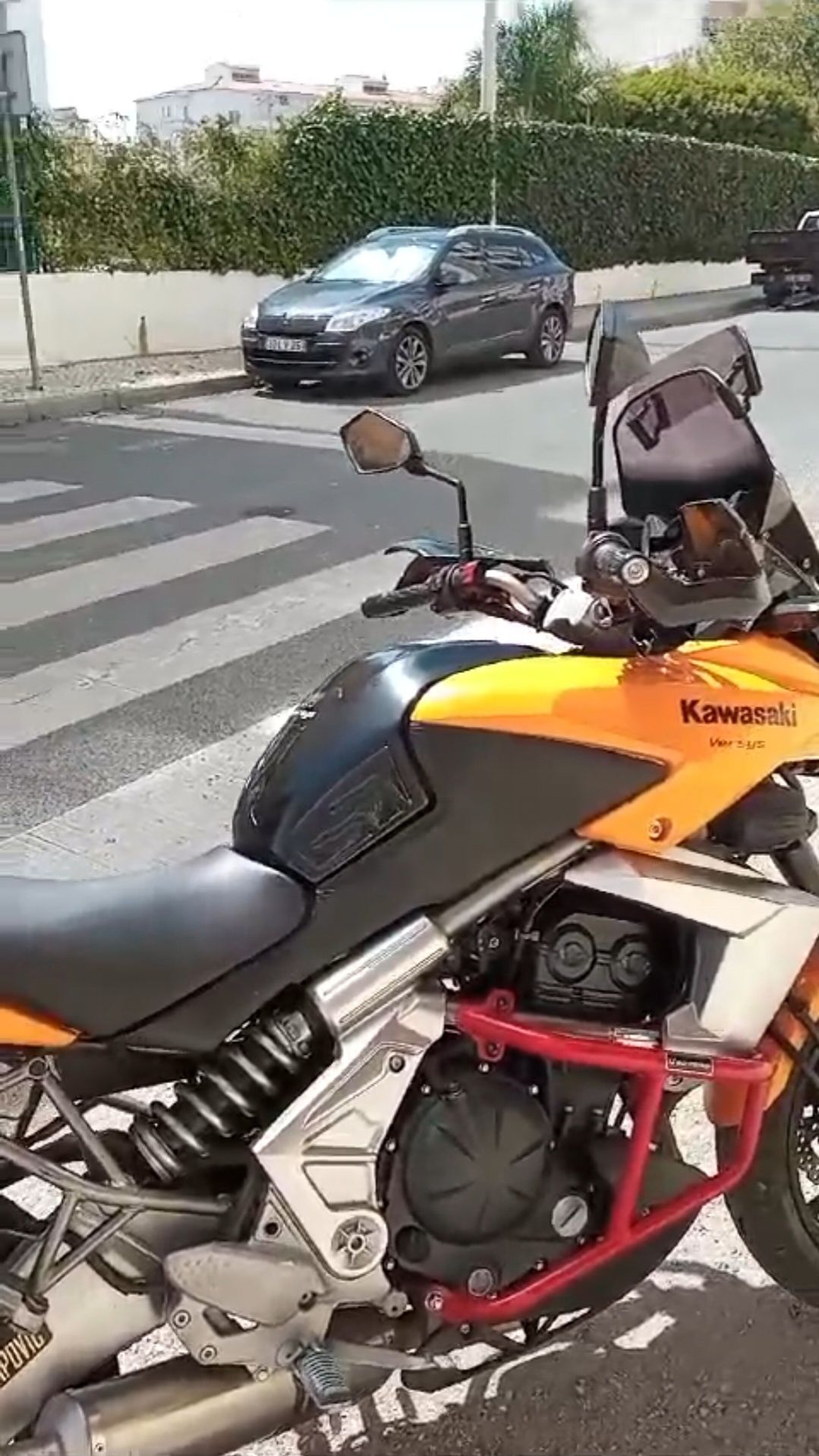 Kawasaki Versys 650cc 2019 semi nova, ler descrição