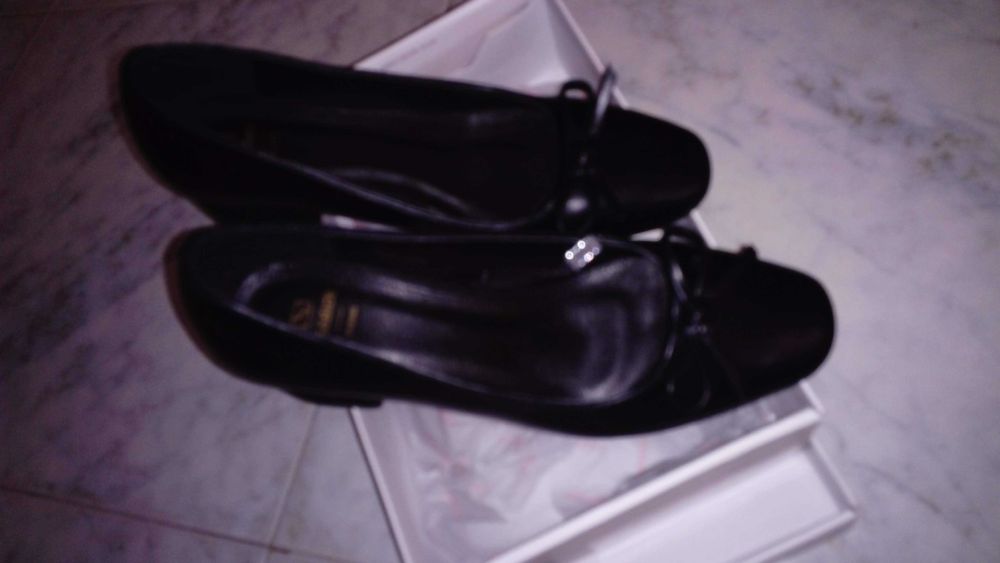 Sapatos senhora pretos n. 36