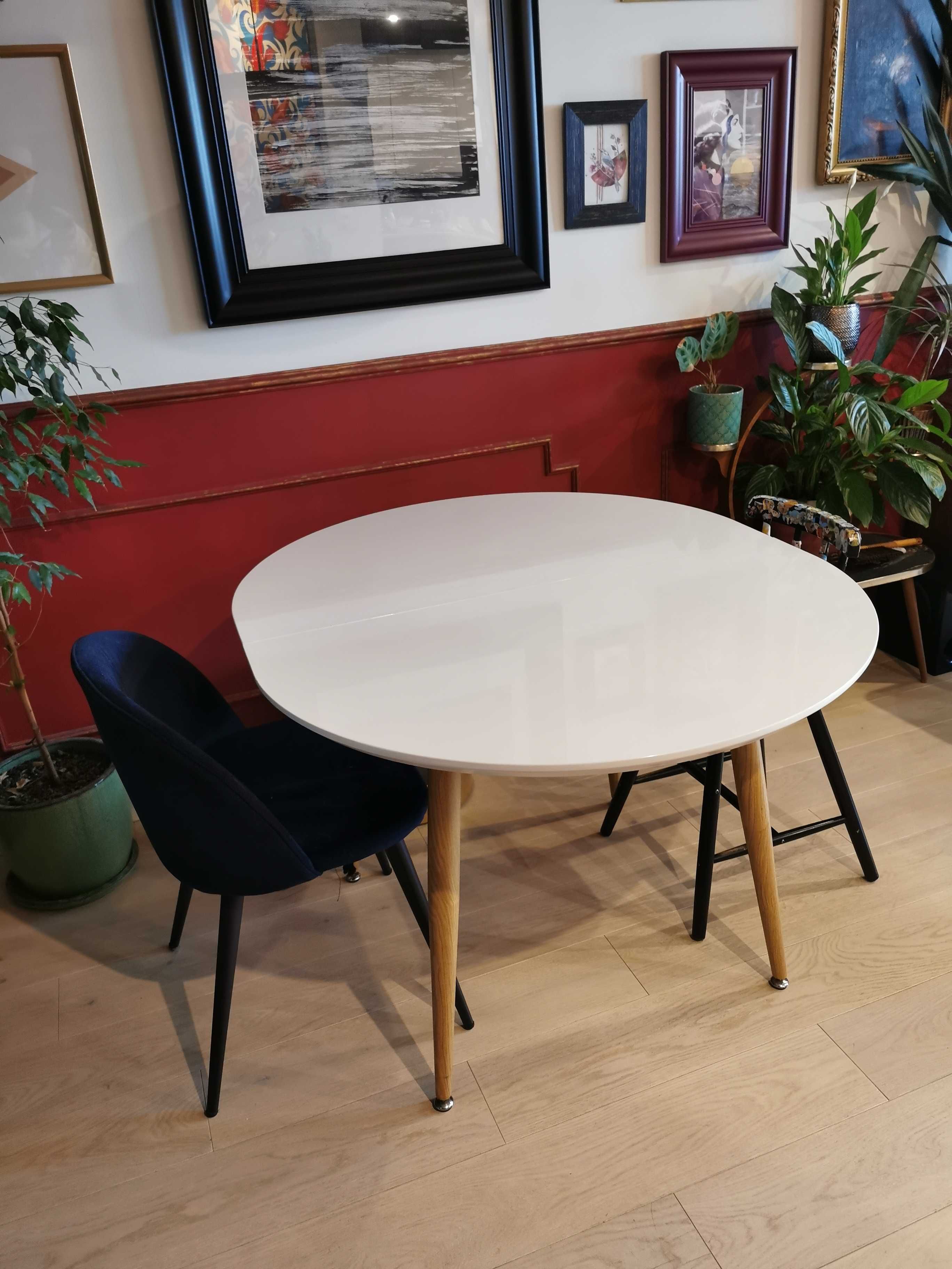Rozkładany stół w stylu skandynawskim Edward biały / dąb miodowy