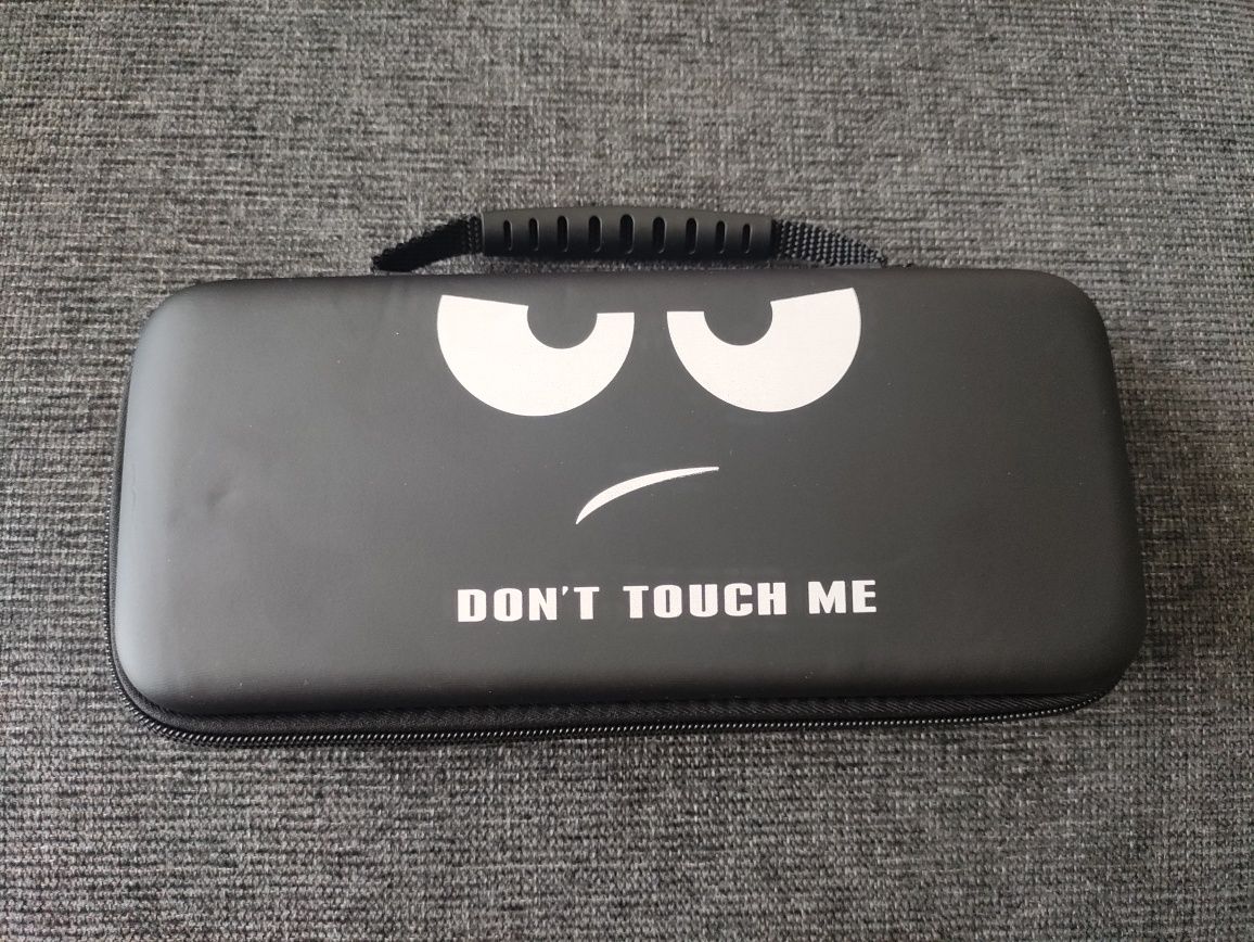 Nintendo Switch NOVA + 2 Comandos + 3 jogos + bolsa